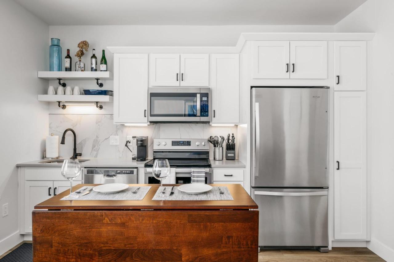 Cypress Parkside Condo Traverse City Extérieur photo